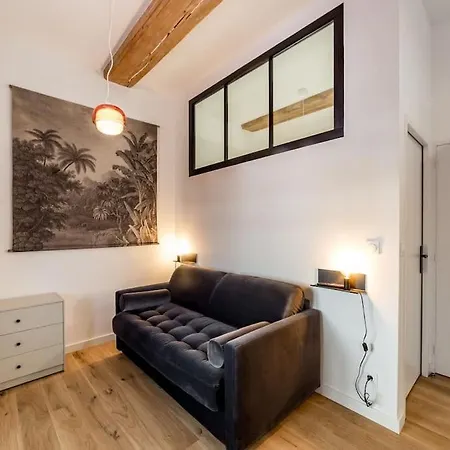 Grand T2 Avec Balcon • Proche Parc De La Tete D'or Appartement *